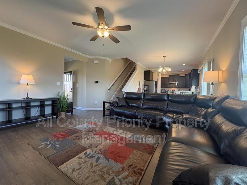 224 Williamson Place Dr - Photo 5 of 19