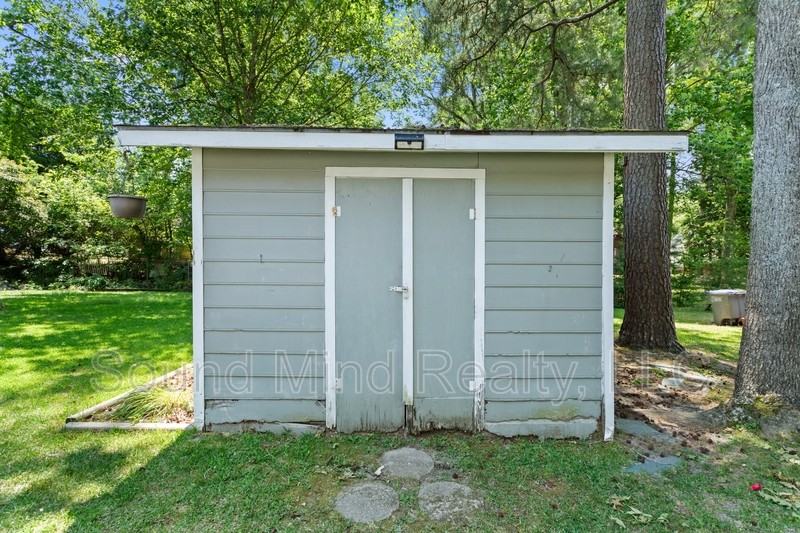 1601 Homestead Rd - Photo 5 of 29