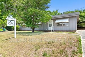 featured image of 203 S Alston St