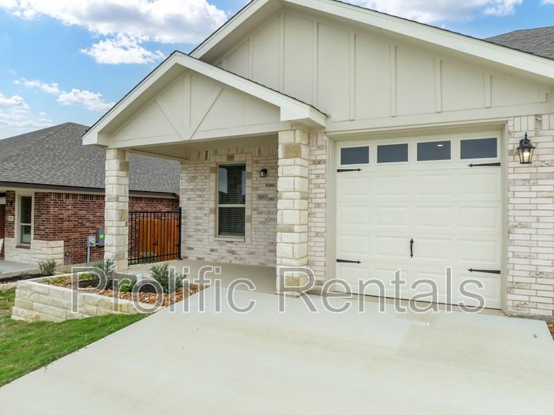 5103 Rose Petal Ct - Photo 4 of 24