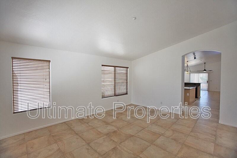 15313 N 104th Way - Photo 3 of 29