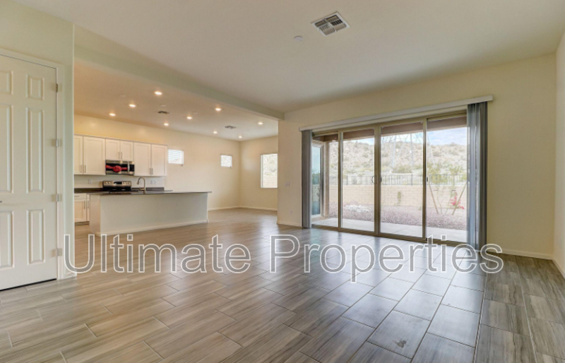 18526 W Desert Trumpet Rd - Photo 6 of 32