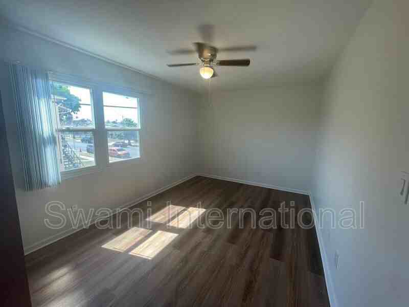 9449 S Normandie Ave - Photo 6 of 18