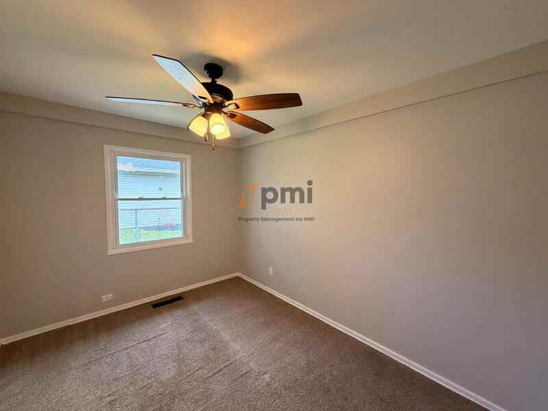 6320 Rhode Island Ave - Photo 4 of 14