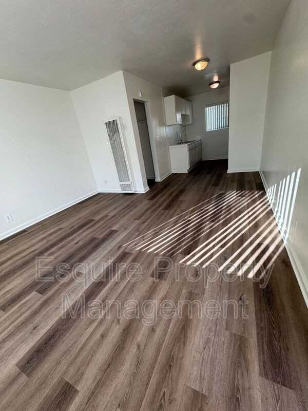 710 W Channel Islands Blvd #C7 - Photo 4 of 13