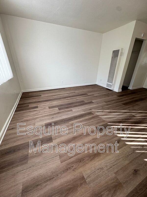 710 W Channel Islands Blvd #C7 - Photo 5 of 13