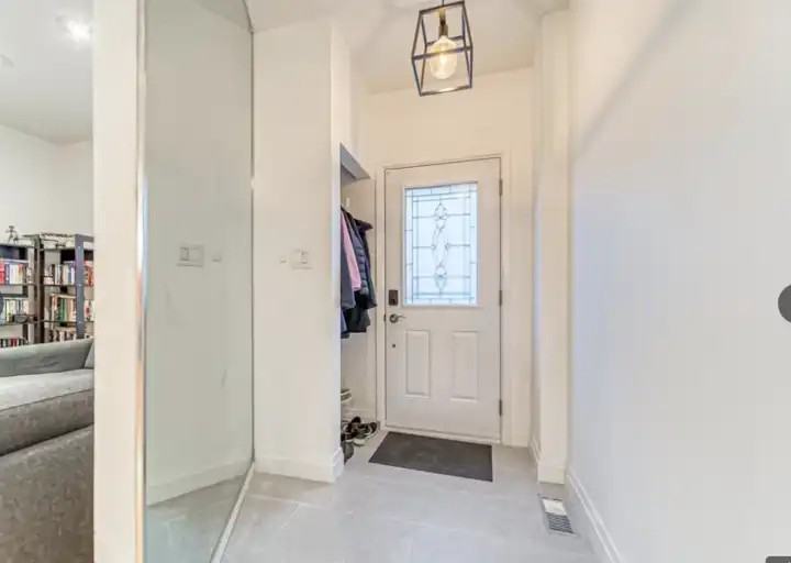 15 Galt Ave - Photo 3 of 30