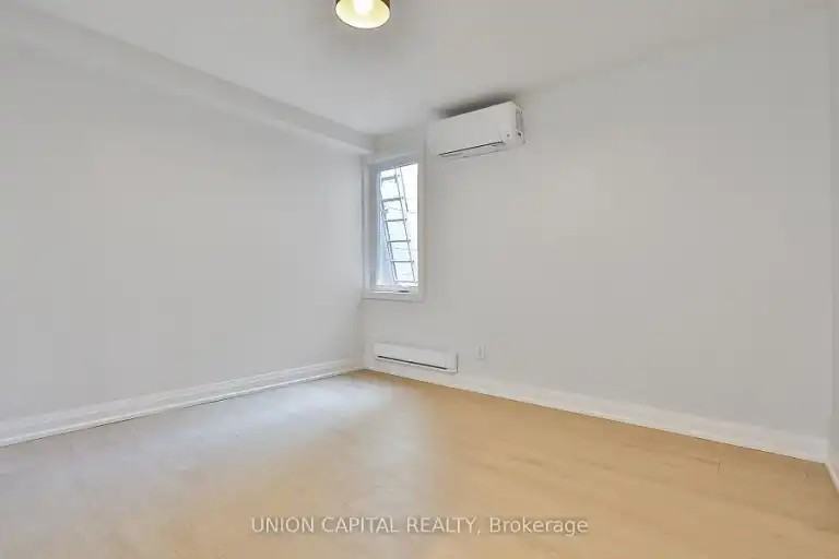 612 Gerrard St E #2 - Photo 6 of 13