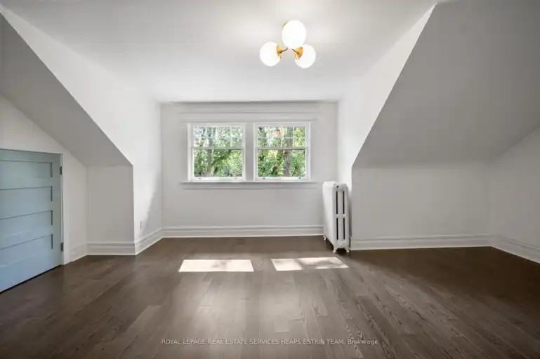 18 Castle Frank Cres #3 - Photo 3 of 13