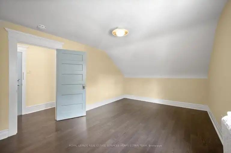 18 Castle Frank Cres #3 - Photo 6 of 13
