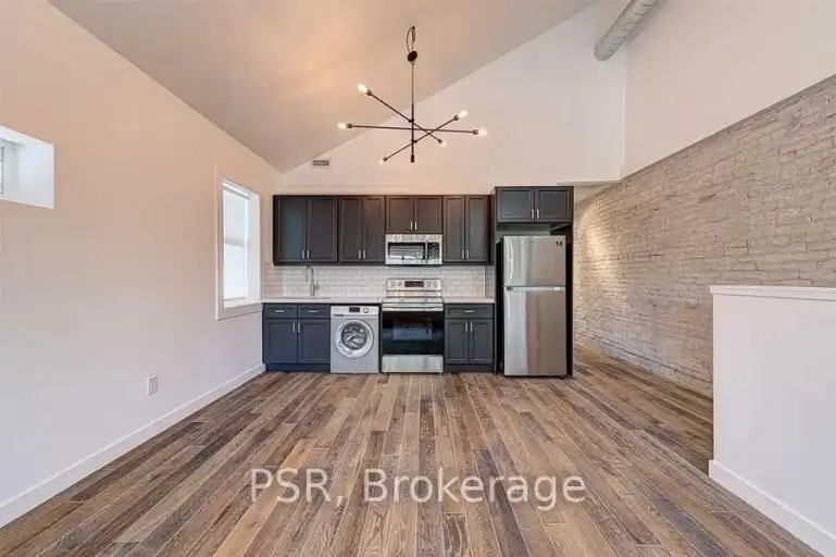 89 Hammersmith Ave #2 - Photo 4 of 9