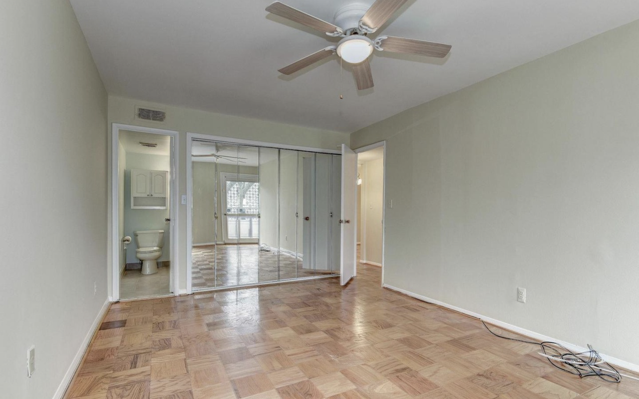 7523 Spring Lake Dr #B2 - Photo 2 of 12