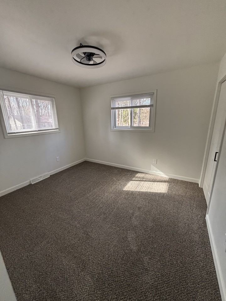 155 Crowell Dr #NA - Photo 2 of 13