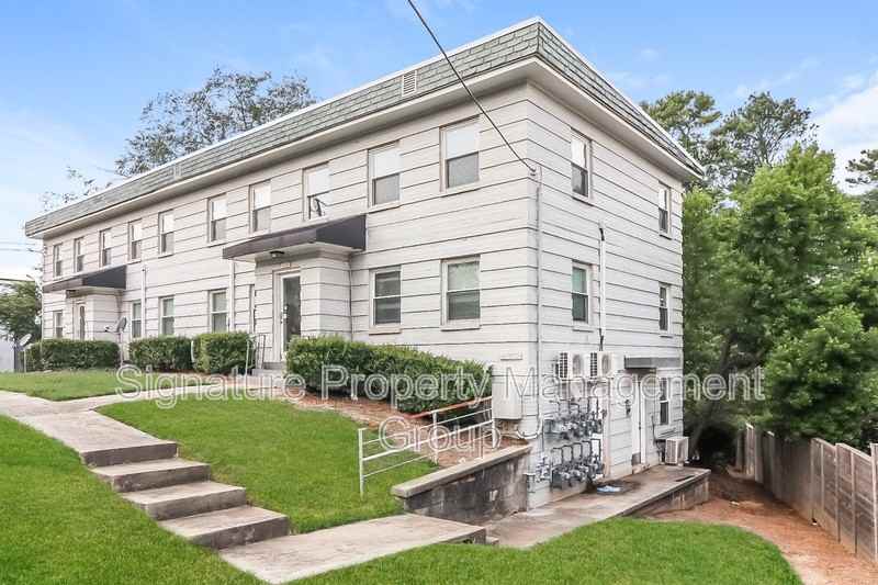 1990 Rockledge Rd Ne #1