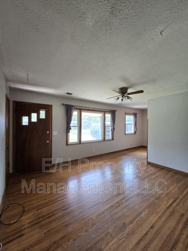 2316 W Wildwood Rd - Photo 4 of 24