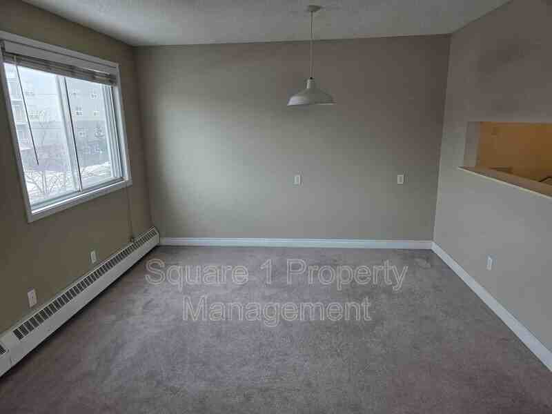 10308 119 St Nw - Photo 2 of 6