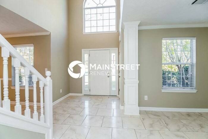 3120 Lake Port Dr - Photo 3 of 18