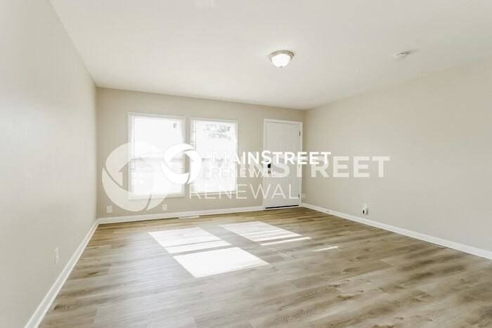 3319 Palmer Ln - Photo 5 of 16