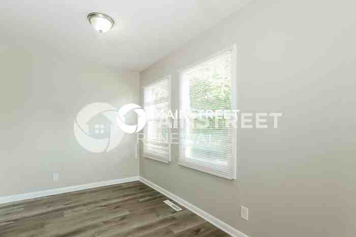 3319 Palmer Ln - Photo 7 of 16
