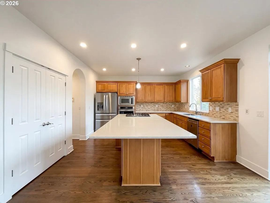 919 Downing Drive - Photo 5 of 10