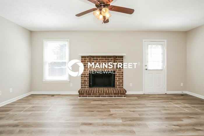 532 Laurel Ln - Photo 3 of 16