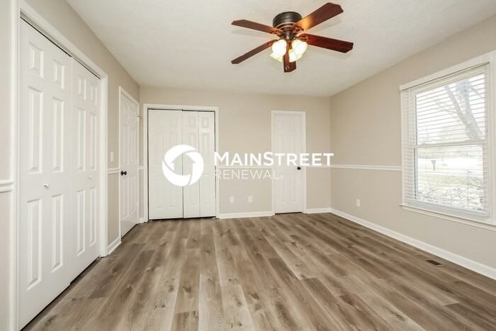 532 Laurel Ln - Photo 7 of 16