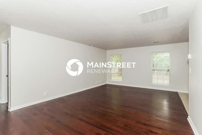 10503 Irvin Pines Dr - Photo 5 of 16
