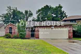 2015 Creston Dr - Photo 1 of 1