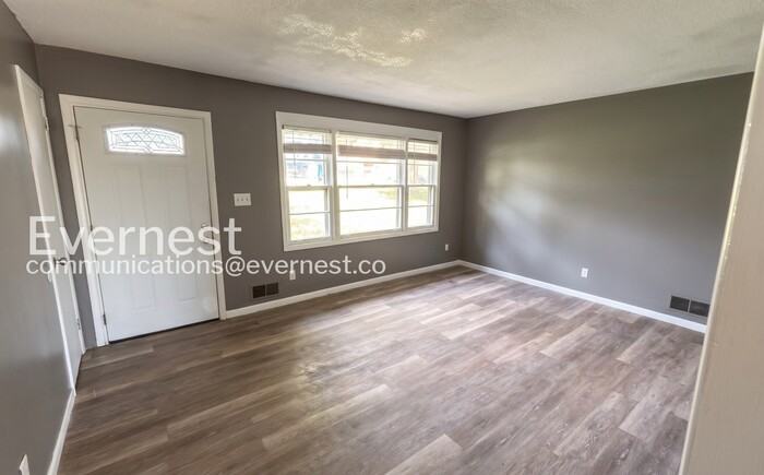 1816 Damon Cir - Photo 2 of 22