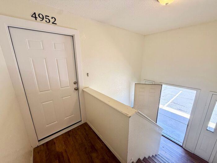 4952 Basswood Dr - Photo 3 of 24