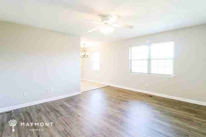437 7th Ave - Photo 6 of 15