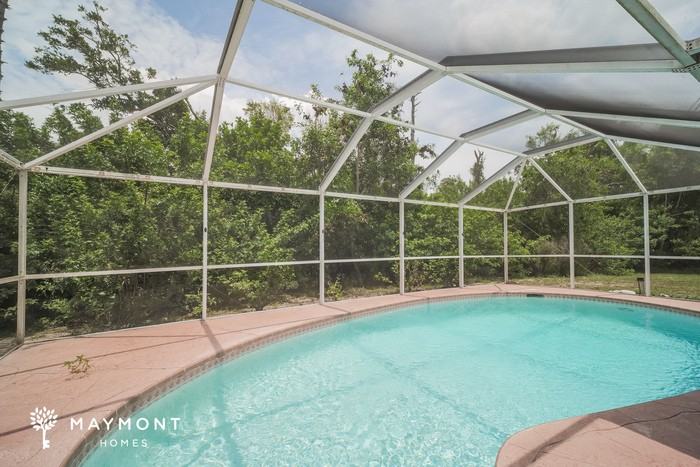 5946 Stringfellow Rd - Photo 2 of 15