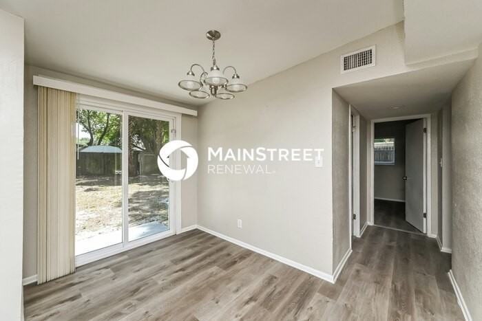 4010 W Marietta St - Photo 5 of 16