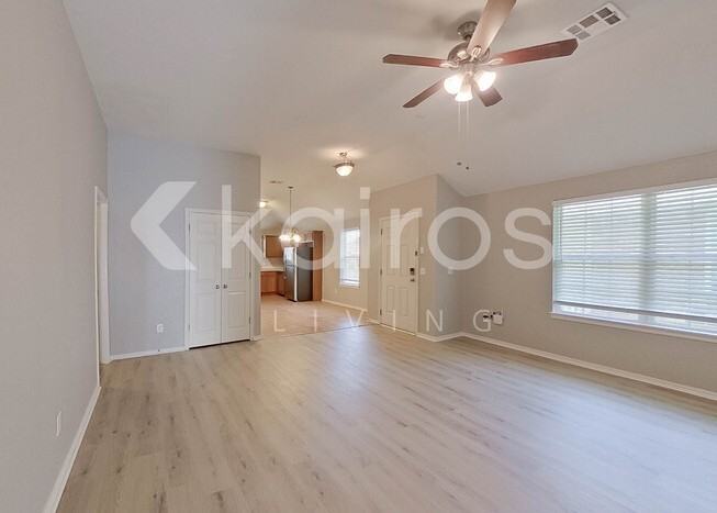 3604 Liberty Dr - Photo 2 of 22
