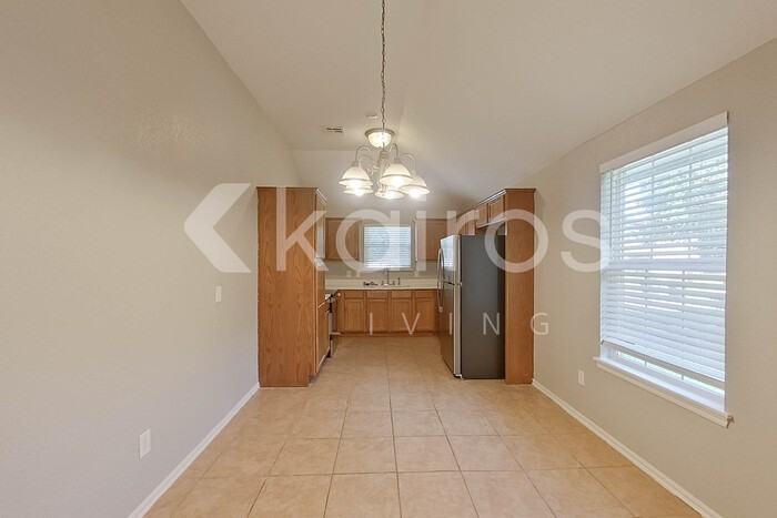 3604 Liberty Dr - Photo 4 of 22