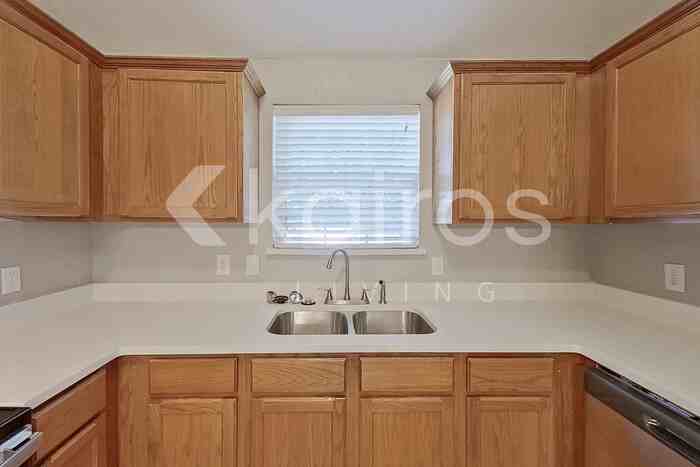 3604 Liberty Dr - Photo 6 of 22