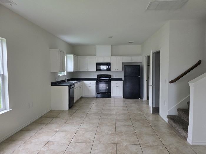 6102 White Oak Dr - Photo 5 of 16