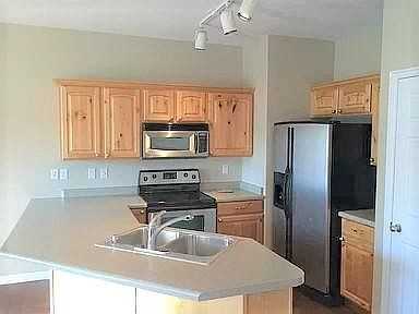 1609 W Wynview Ln - Photo 3 of 12