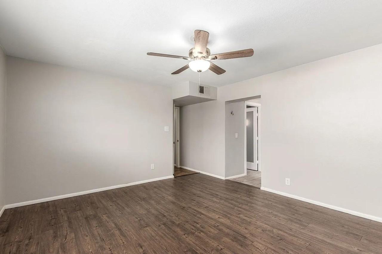 122 E Taylor St - Photo 6 of 20