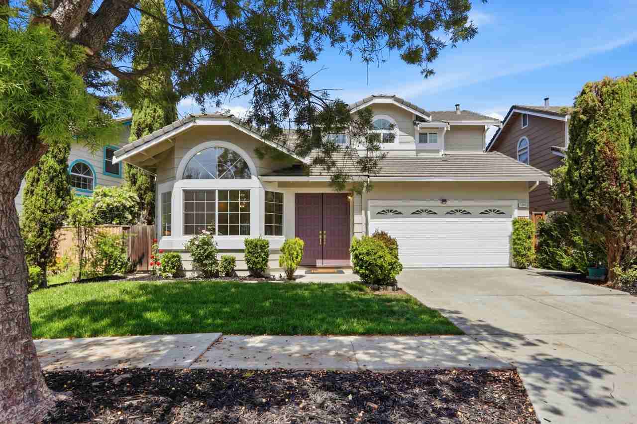 1290 Notting Hill Dr #NA - Photo 2 of 32