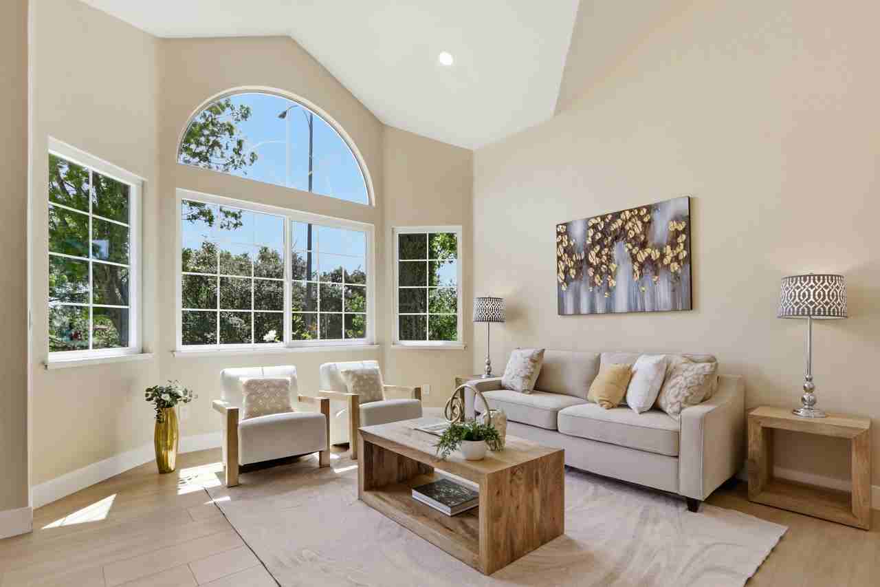 1290 Notting Hill Dr #NA - Photo 5 of 32