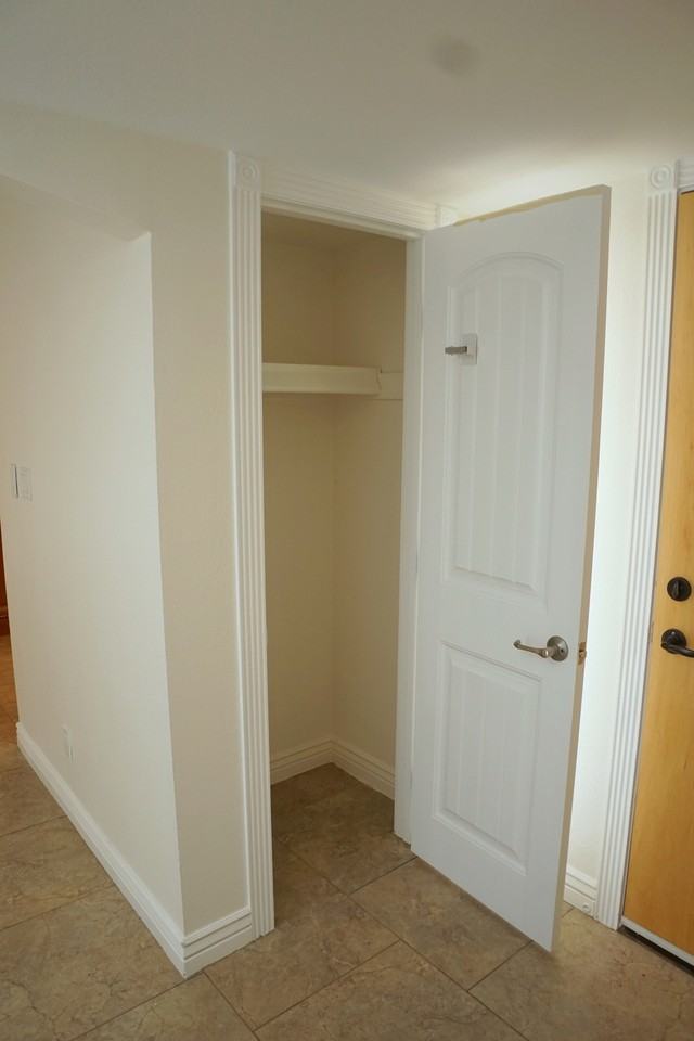 2725 S Azalea Dr #NA - Photo 3 of 21