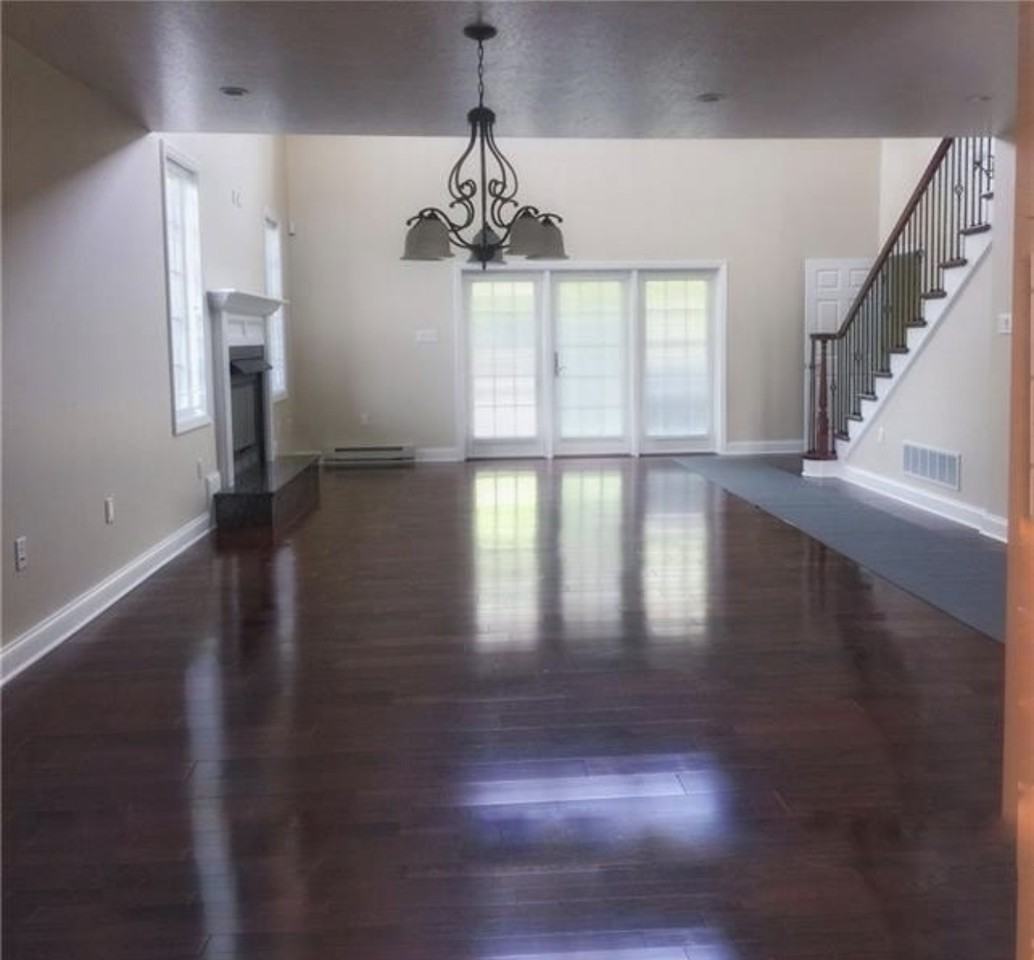 401 Darlington Court Dr #401 - Photo 2 of 17