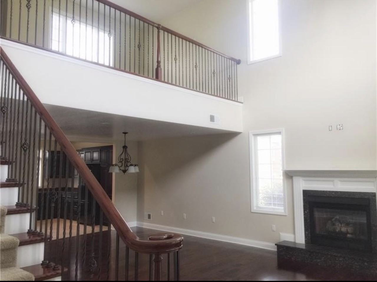 401 Darlington Court Dr #401 - Photo 3 of 17