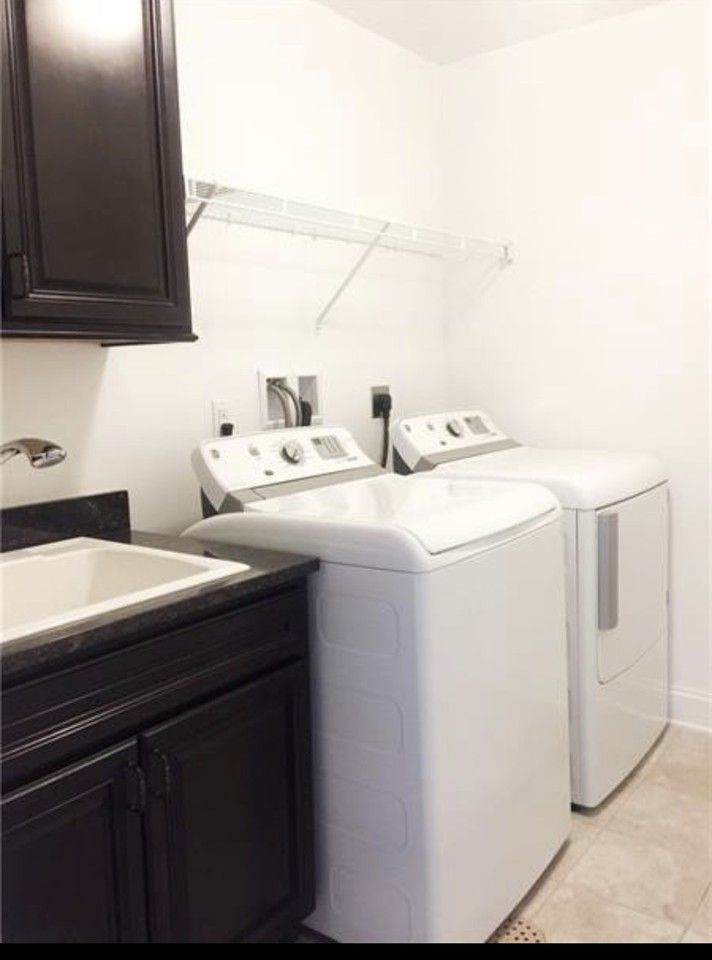 401 Darlington Court Dr #401 - Photo 5 of 17