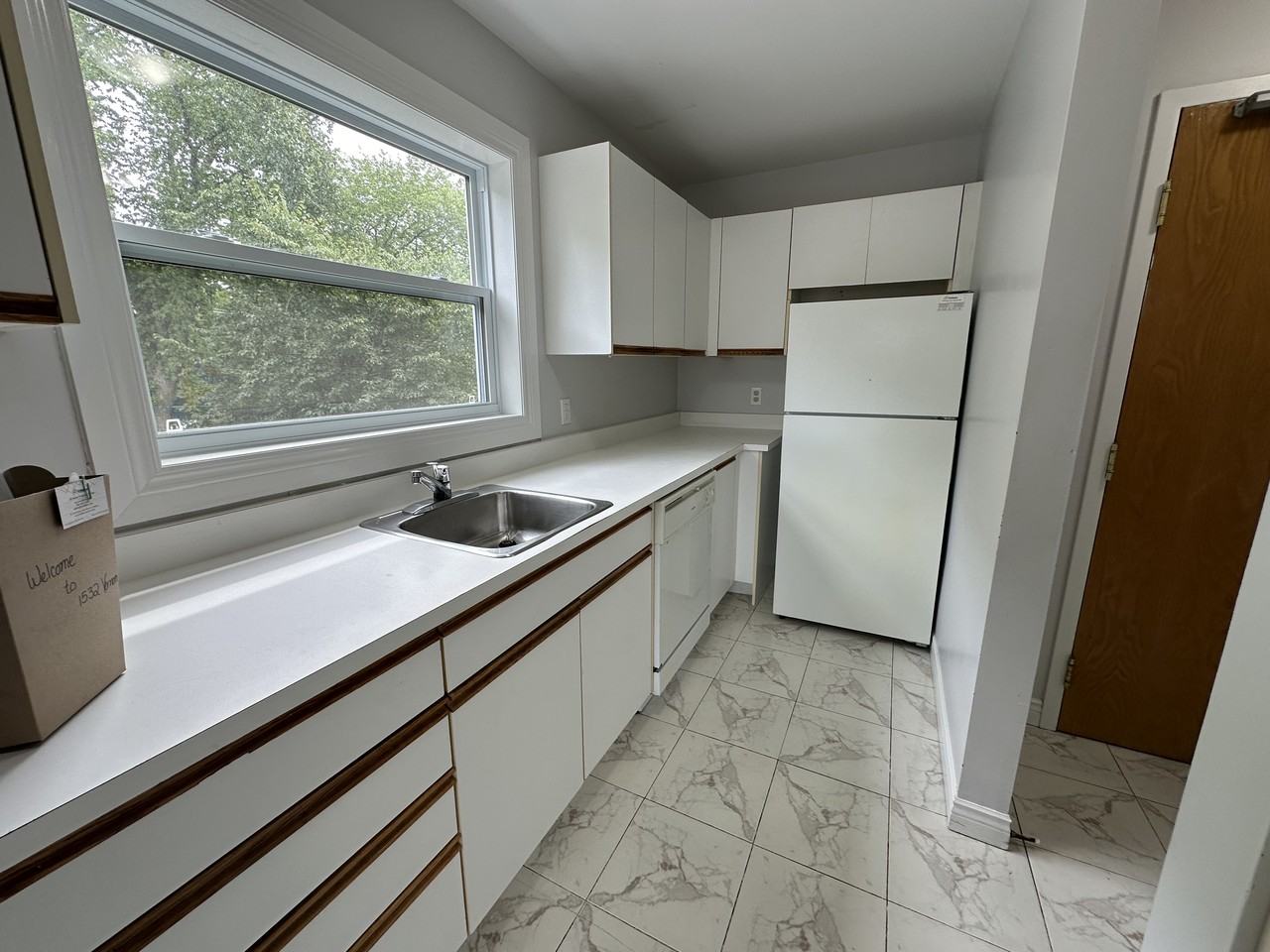 6131 Coburg Road #03 - Photo 5 of 29