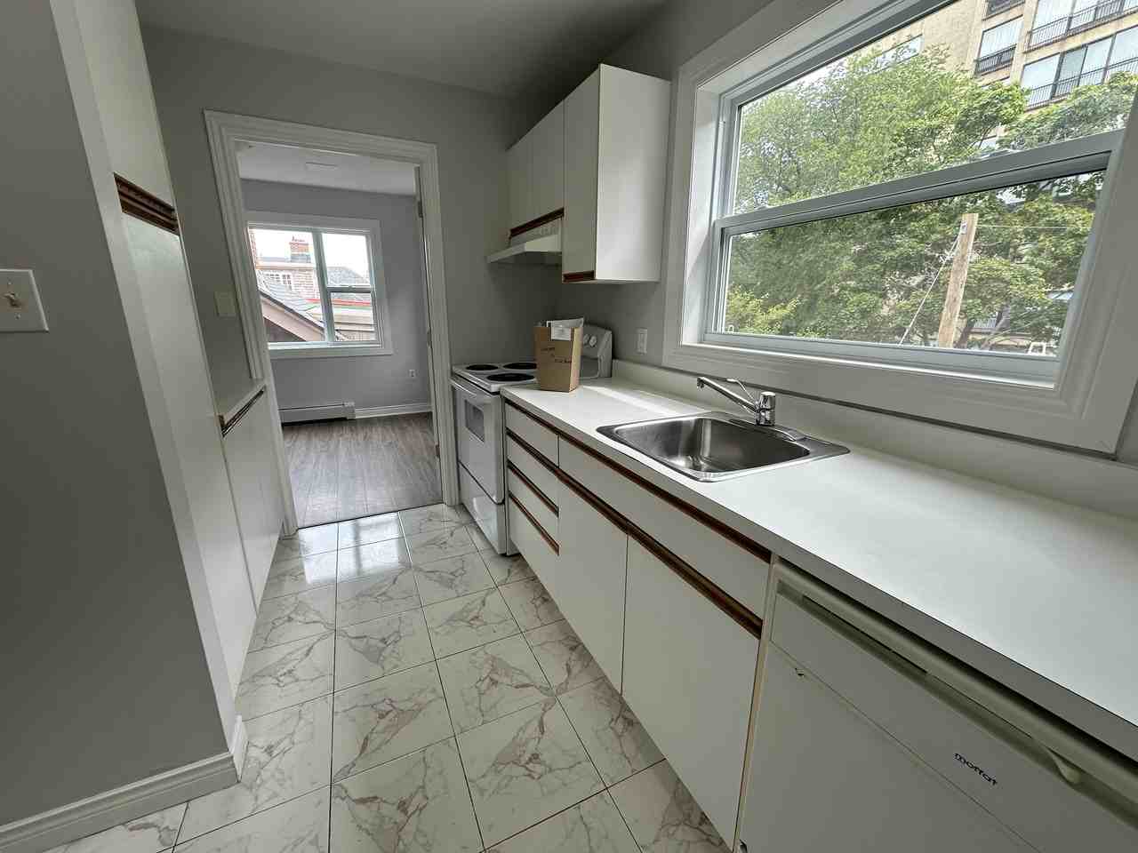 6131 Coburg Road #03 - Photo 6 of 29