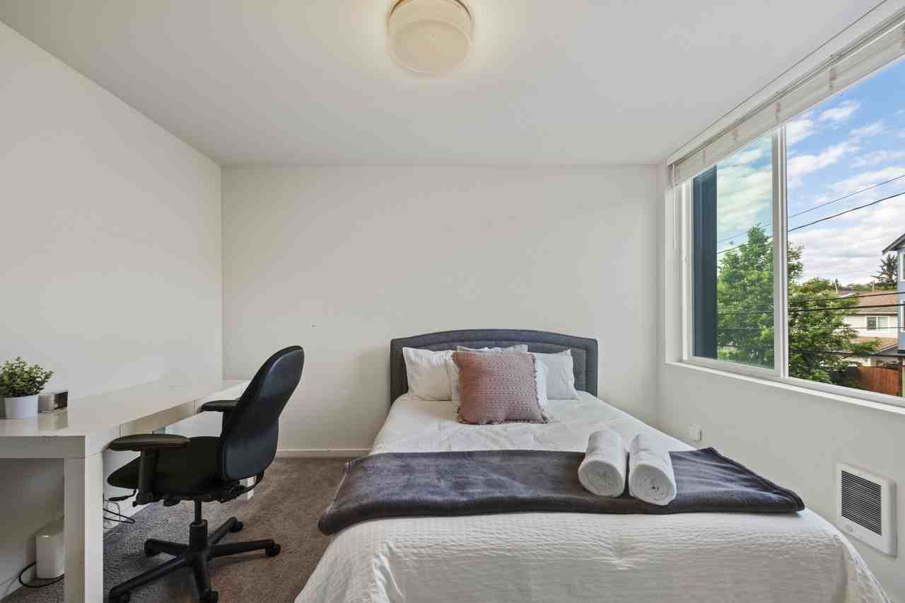 7035 42nd Ave S #1 - Photo 6 of 12