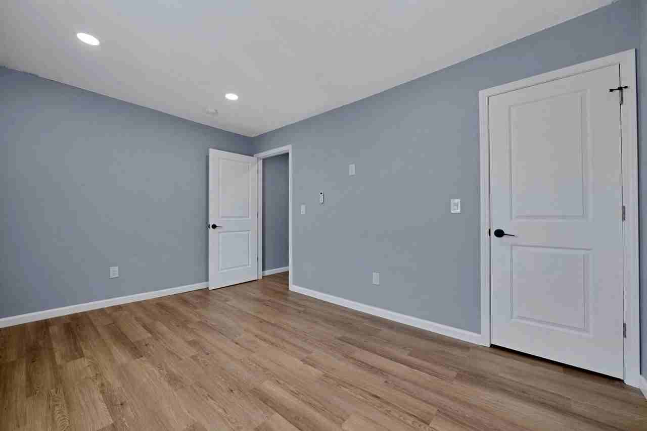 786 Thomas Ave #786 - Photo 6 of 19