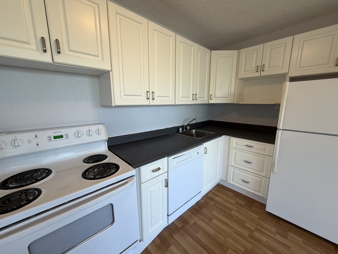 1521 Lemarchant Street #4A - Photo 6 of 45